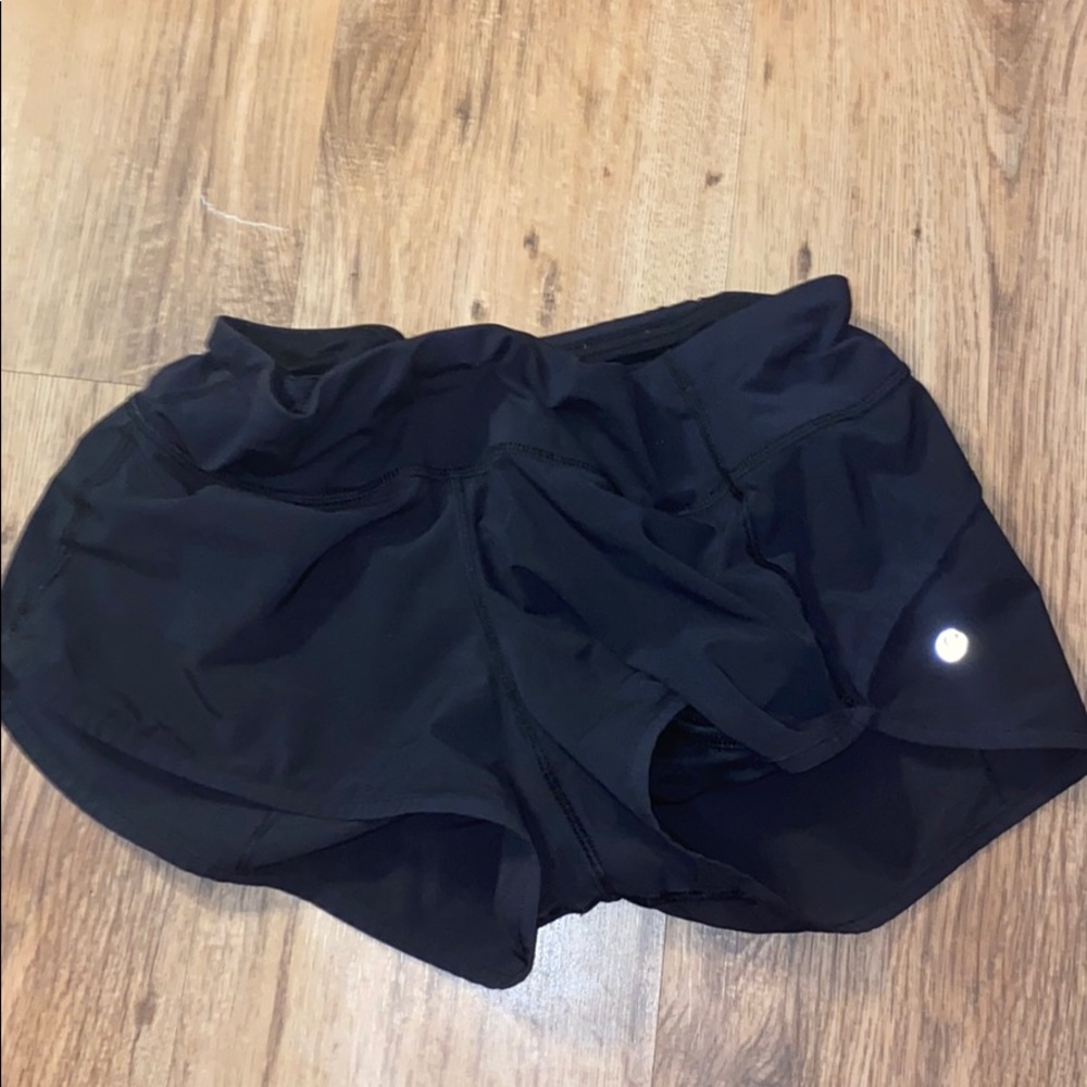 Lululemon black shorts